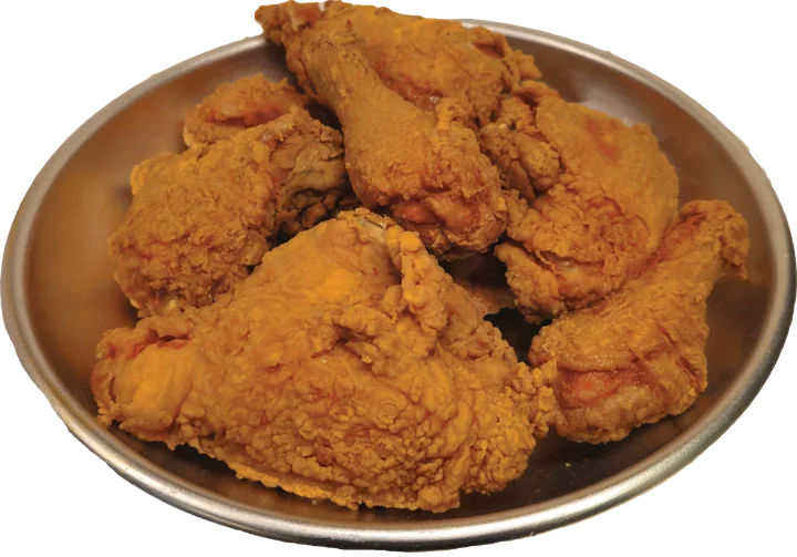Crispy fried chicken pieces